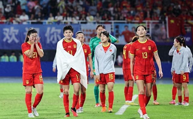 中国女足胜利晋级，将迎接下一轮比赛